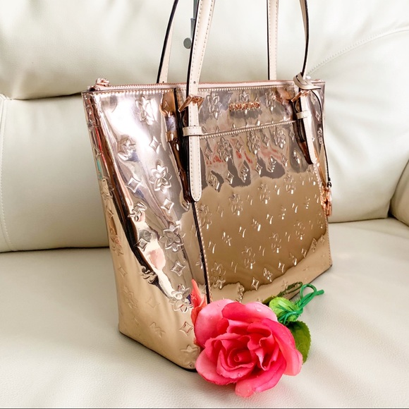 ❗️LAST ONE NWT Michael Kors Ciara Tote Set - Picture 3 of 7